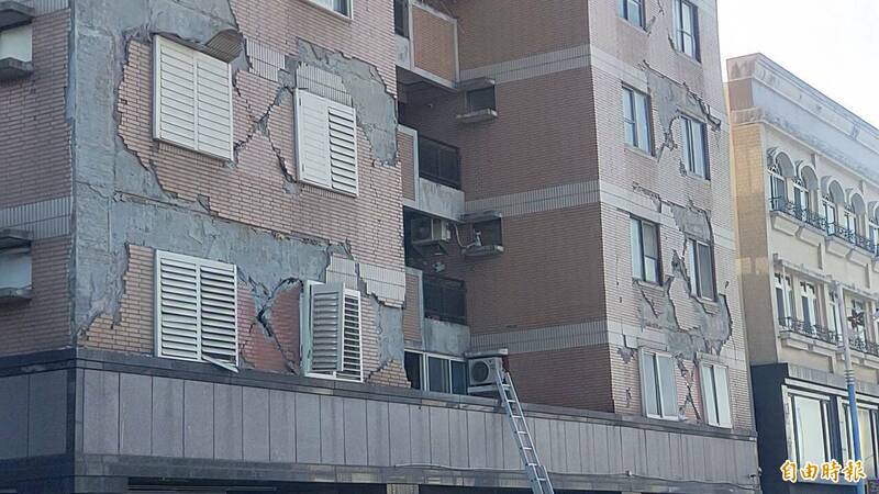 花蓮地區居民房屋受損嚴重。 台灣《自由時報》