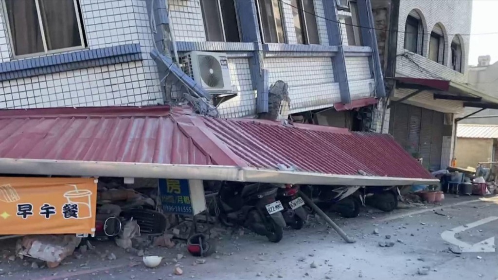 台灣花蓮地震,許多建築物嚴重受損。FB